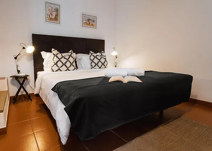 Gæstehus Priest Óbidos